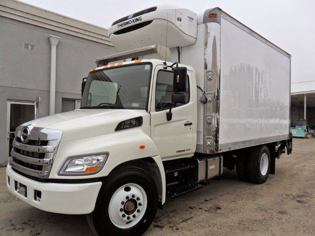 Donahue Truck Centers | 4041 E Brundage Ln, Bakersfield, CA 93307, USA | Phone: (661) 637-0600