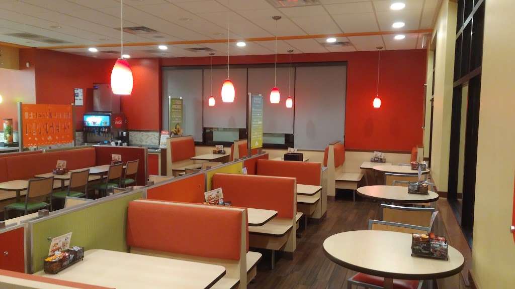 Del Taco | 29187 Newport Rd, Menifee, CA 92584, USA | Phone: (951) 679-6568