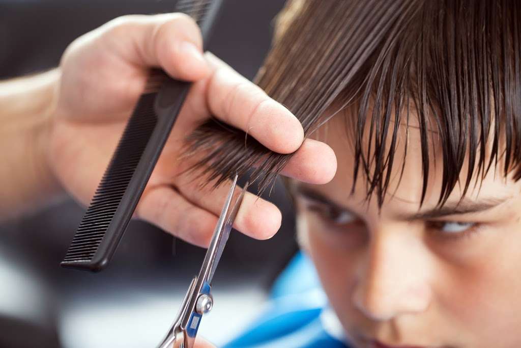 Hair Genius Barber Shop / Salon | 8121 Vineland Ave, Orlando, FL 32821, USA | Phone: (407) 300-0027