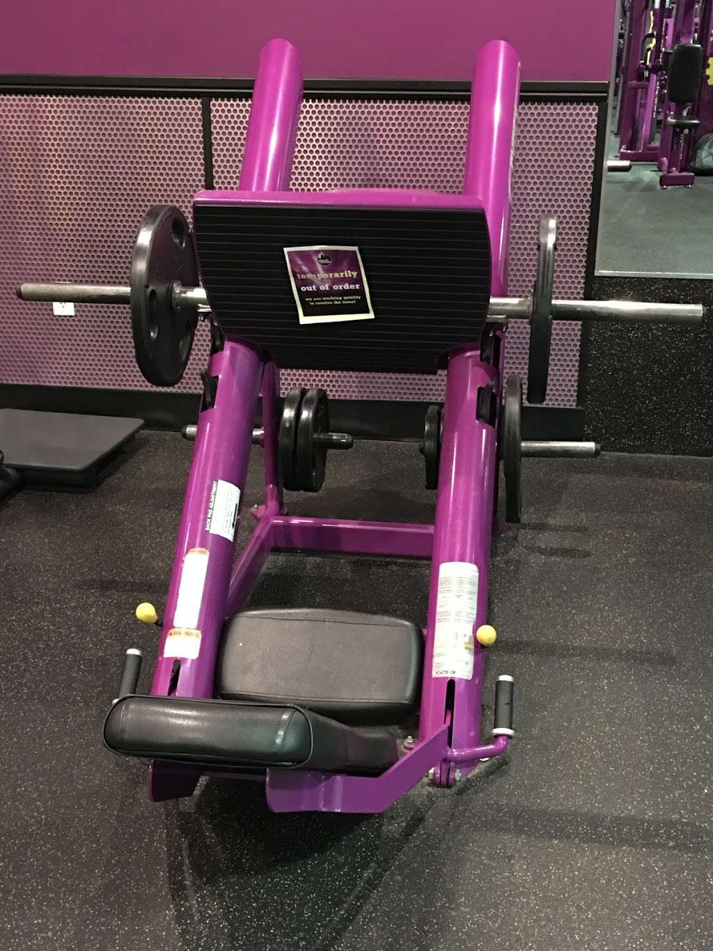 Planet Fitness | 541 W Pioneer Pkwy, Grand Prairie, TX 75051, USA | Phone: (888) 237-9005