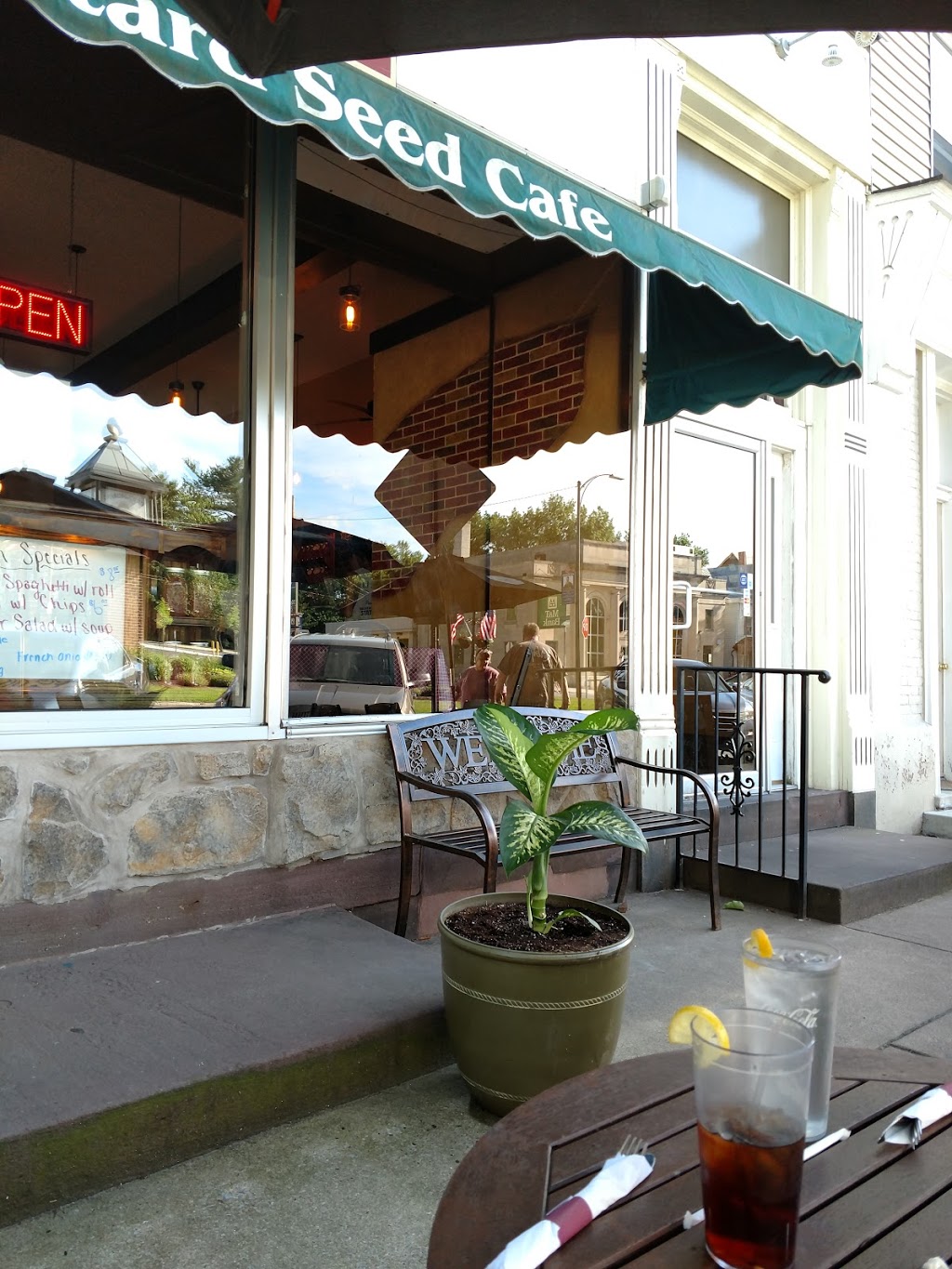 Mustard Seed Cafe | 110 E Market St, Orwigsburg, PA 17961, USA | Phone: (570) 366-3601