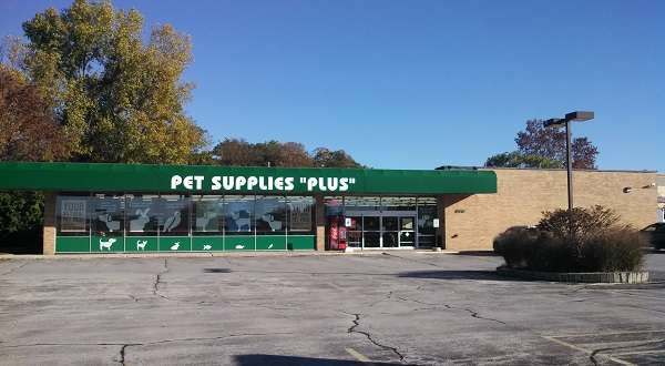 Pet Supplies Plus | 18610 W Bluemound Rd, Brookfield, WI 53045, USA | Phone: (262) 827-9095