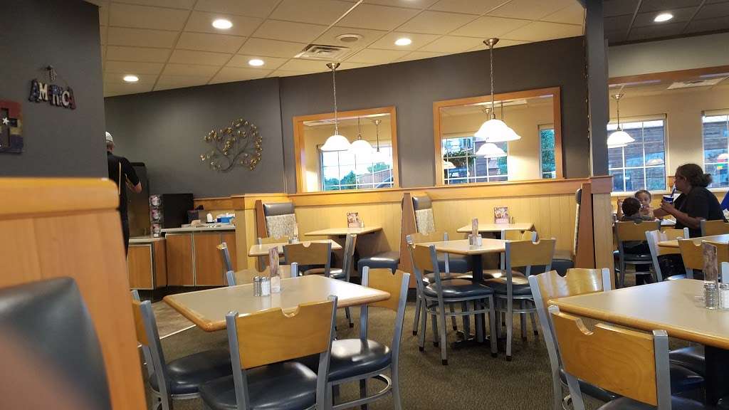 Culvers | 722 S Sylvania Ave, Sturtevant, WI 53177, USA | Phone: (262) 884-1112