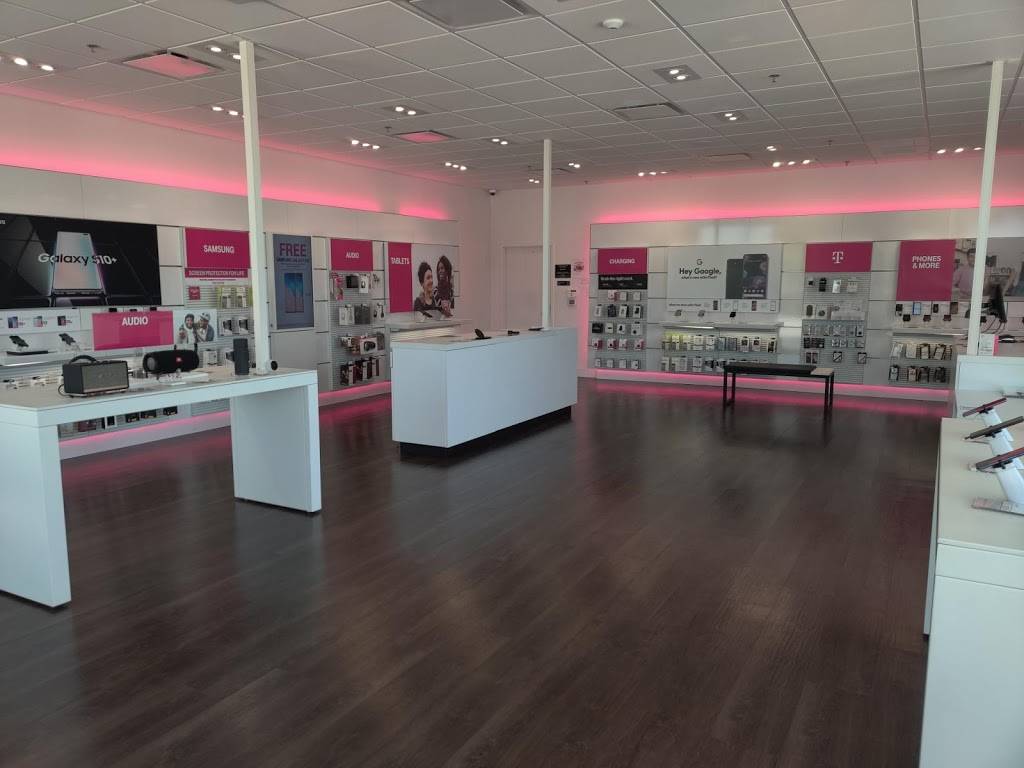 T-Mobile | 8300 Delta Shores Cir S, Sacramento, CA 95832, USA | Phone: (916) 277-8097