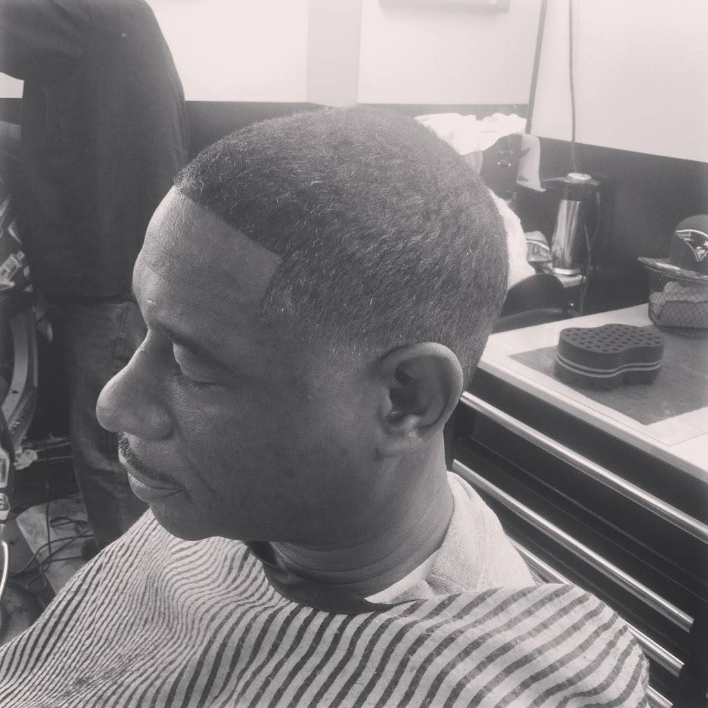 Topp Notchh barber shop/hair salon | 3829 Kecoughtan Rd, Hampton, VA 23669, USA | Phone: (757) 746-3212