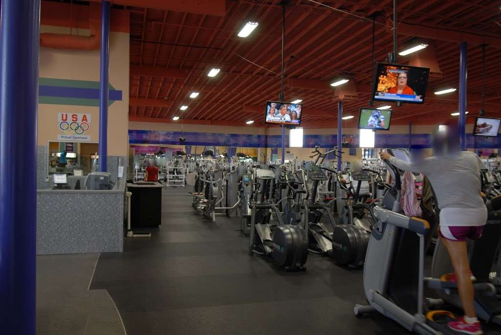 24 Hour Fitness | 4655 Frazee Rd, Oceanside, CA 92057, USA | Phone: (760) 757-3712