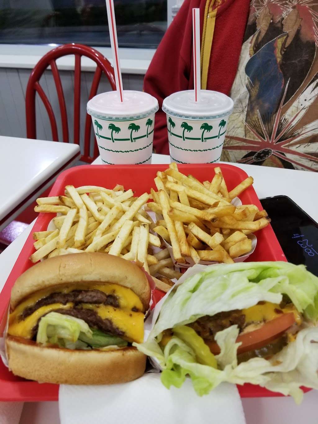 In-N-Out Burger | 5926 Dennis McCarthy Dr, Lebec, CA 93243, USA | Phone: (800) 786-1000