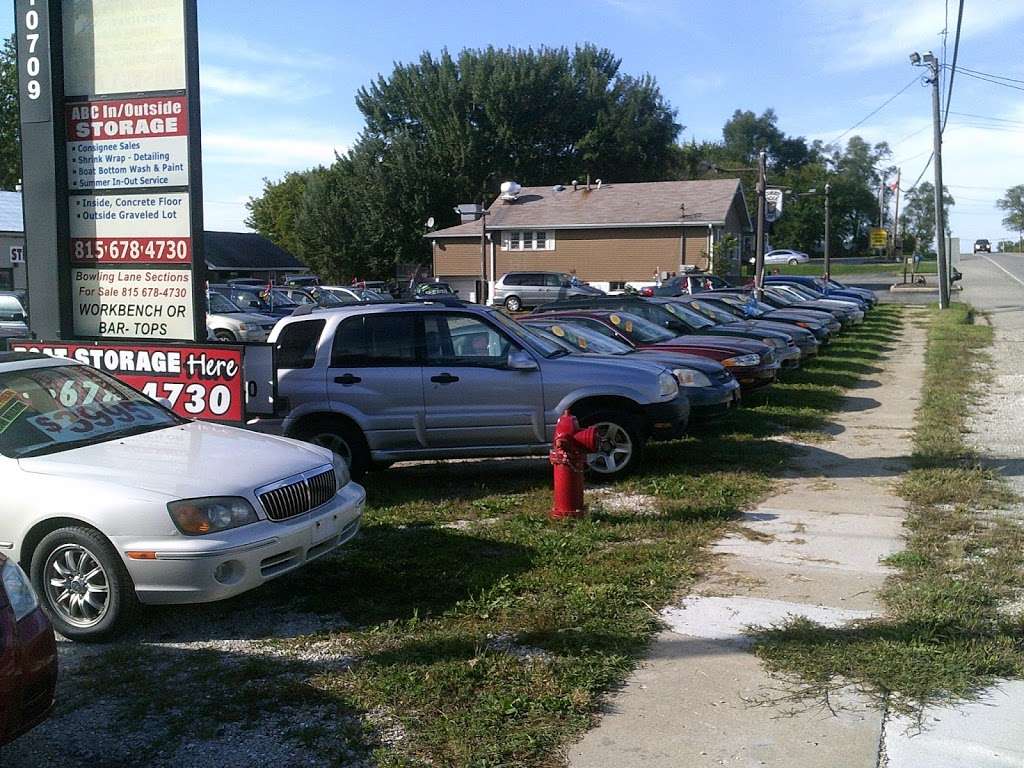 Steves Auto Sales | 10709 N Main St, Richmond, IL 60071, USA | Phone: (847) 838-4444