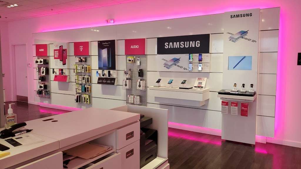 T-Mobile | 721 Delsea Dr, Glassboro, NJ 08028, USA | Phone: (856) 942-1221