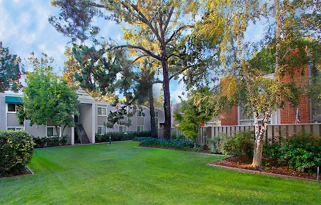 Halford Gardens Apartments | 1901 Halford Ave, Santa Clara, CA 95051, USA | Phone: (877) 850-7328