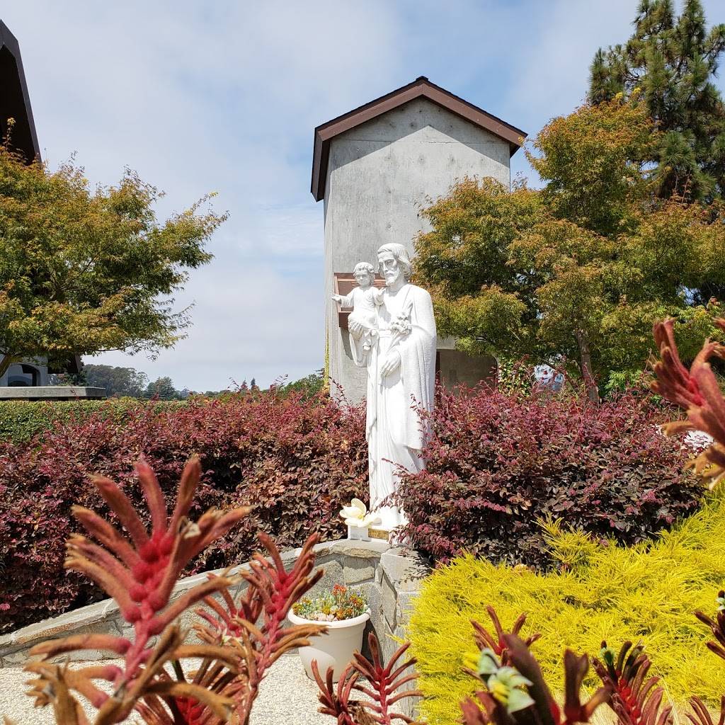 Saint Josephs Catholic Church | 435 Monterey Ave, Capitola, CA 95010, USA | Phone: (831) 475-8211