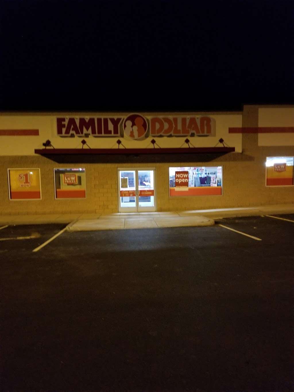 Familly Dollar | 4, Fair Hill, MD 21921, USA