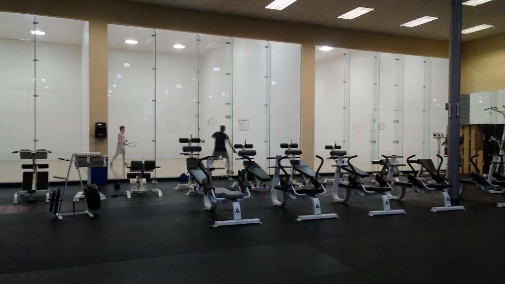 24 Hour Fitness | 2407 W Airport Fwy, Irving, TX 75062, USA | Phone: (214) 596-0024