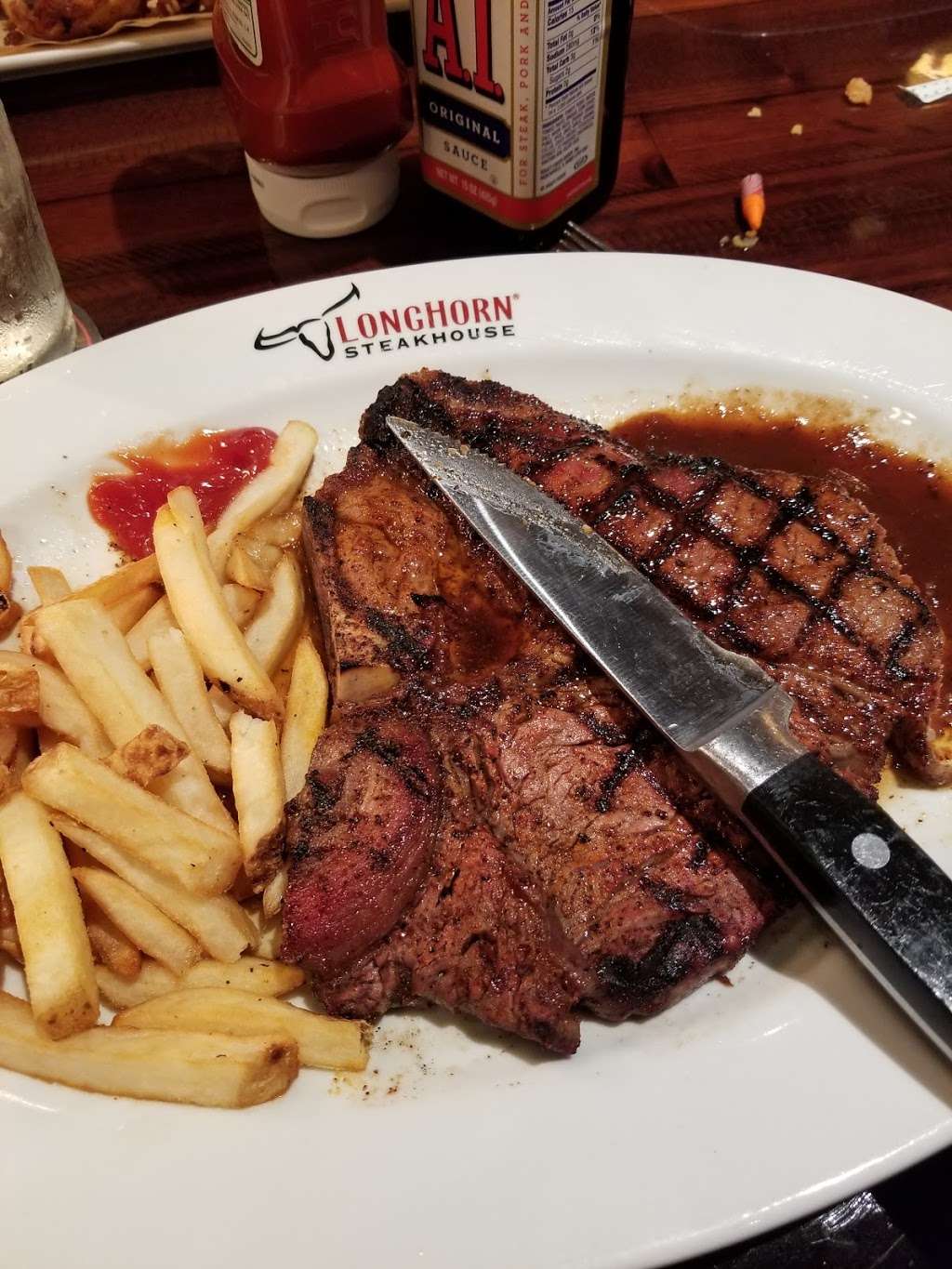 LongHorn Steakhouse | 1650 Olmstead Dr, Portage, IN 46368, USA | Phone: (219) 762-5911