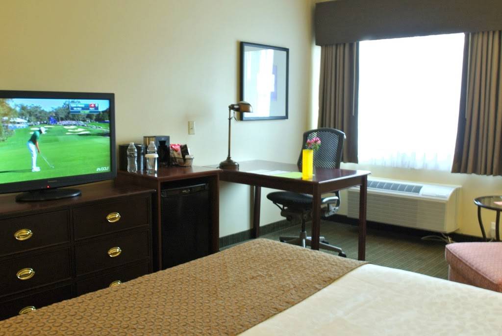 Best Western Plus Plaza by the Green | 24415 Russell Rd, Kent, WA 98032, USA | Phone: (253) 854-8767