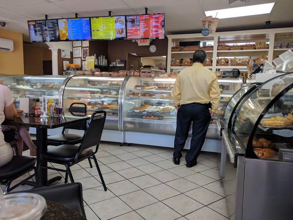 Douglas Bakery | 295 Salem St, Medford, MA 02155 | Phone: (781) 391-8111