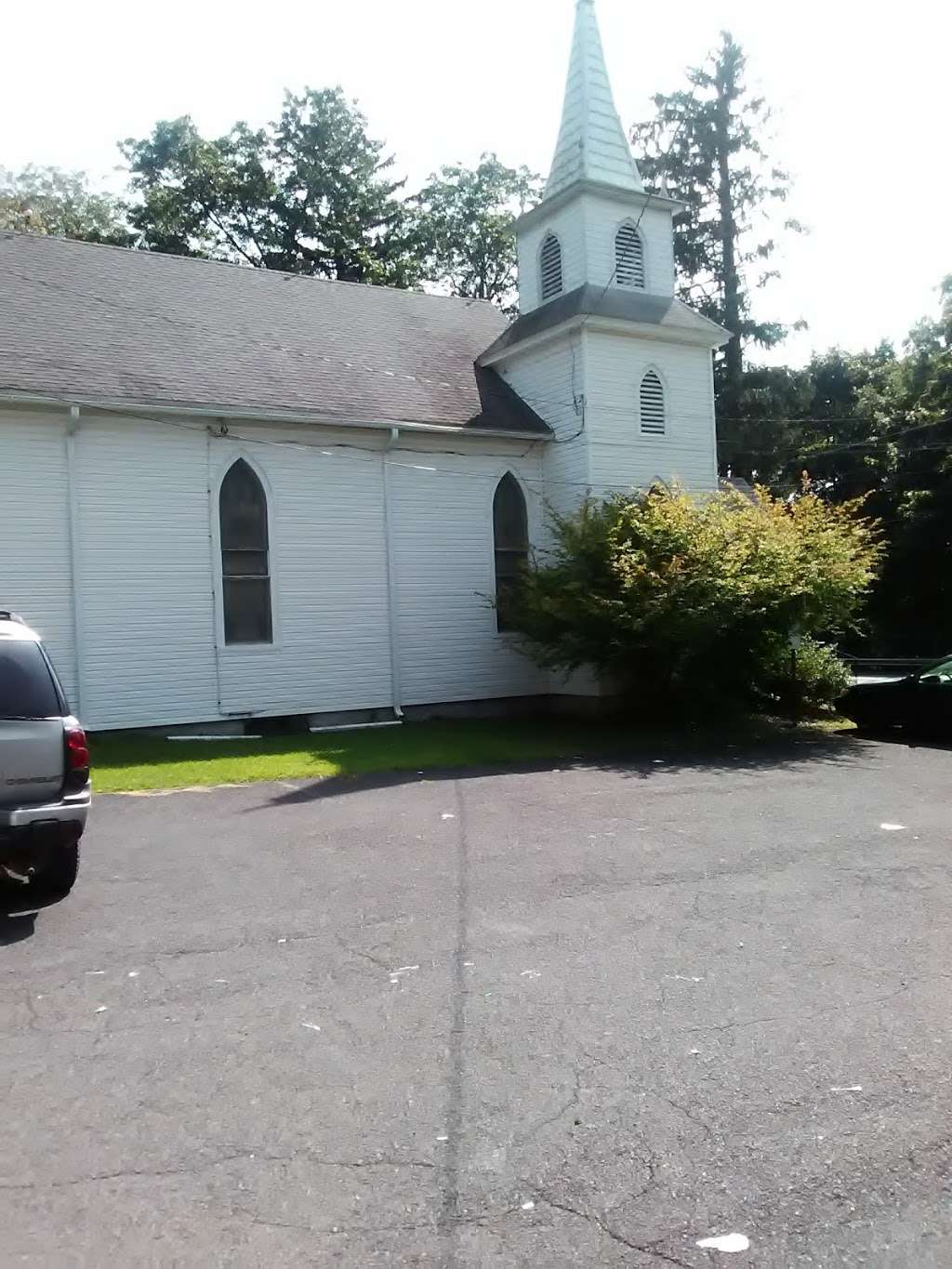Eglise Evangelique De La Renaissance | 129 Lower Swiftwater Rd, Swiftwater, PA 18370, USA | Phone: (570) 895-2344