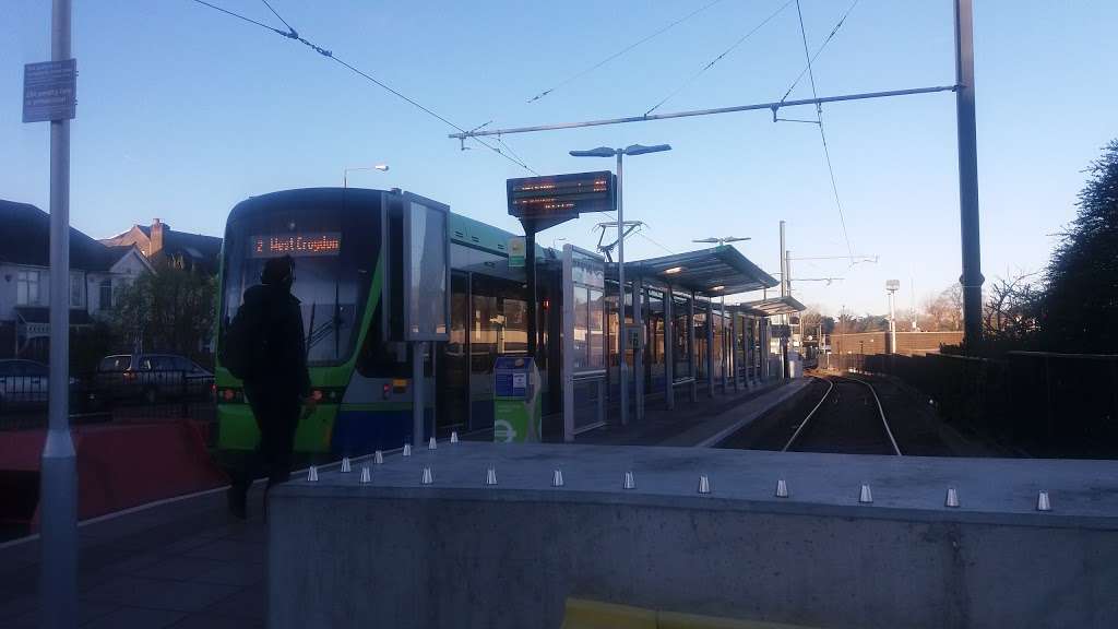 Beckenham Junction Tram Stop | Beckenham BR3 1HL, UK