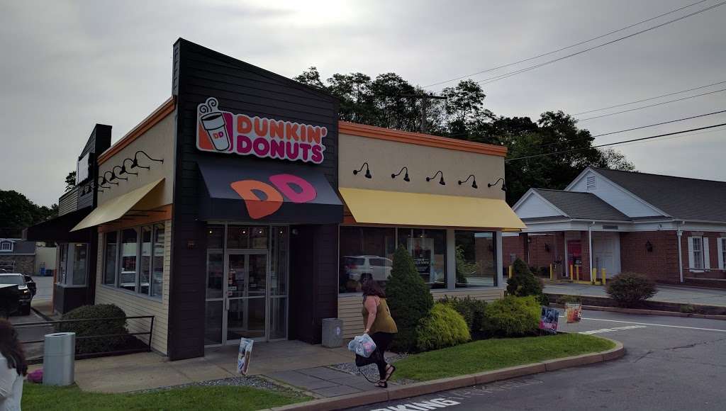 Dunkin | 2077 Diamond Hill Rd, Cumberland, RI 02864, USA | Phone: (401) 333-8046