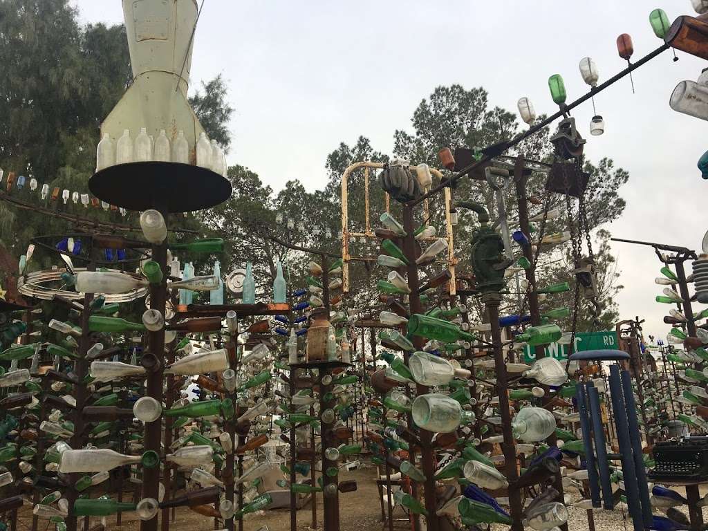 Elmers Bottle Tree Ranch | 24266 National Trails Hwy, Oro Grande, CA 92368, USA