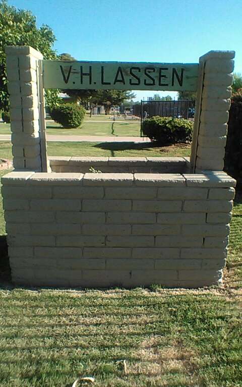 V. H. Lassen Elementary School | 909 W Vineyard Rd, Phoenix, AZ 85041, USA | Phone: (602) 232-4210