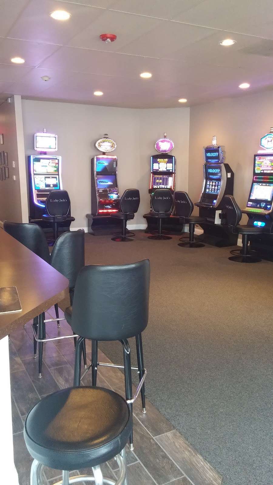 Lucky Jacks Gaming Cafe | 2056 N Sheridan Rd, Zion, IL 60099 | Phone: (847) 246-3363