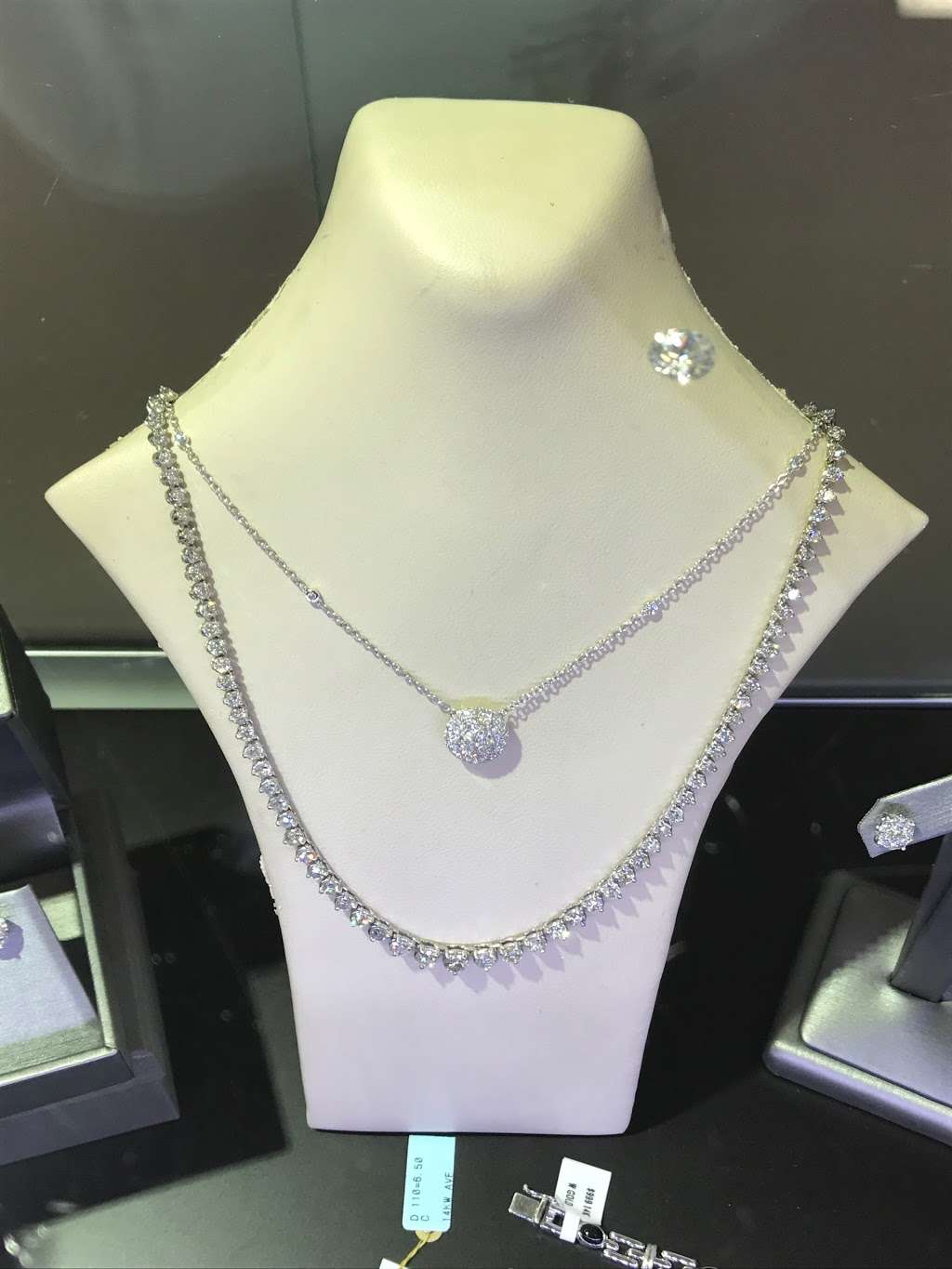 Jewelers of Parkland | 7963 N University Dr, Parkland, FL 33067 | Phone: (954) 757-6884