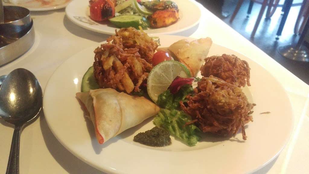 Banana Leaf | 47 Bethel Rd, Sevenoaks TN13 3UE, UK | Phone: 01732 465846