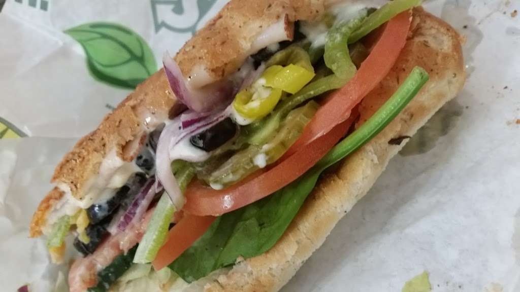 Subway | 12 S Plank St, Rossville, IN 46065, USA | Phone: (765) 379-2009