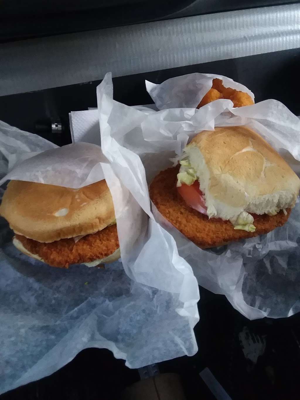 Mels Drive In Restaurant | 6029, 3045 Mars Hill St, Indianapolis, IN 46241, USA | Phone: (317) 244-0624