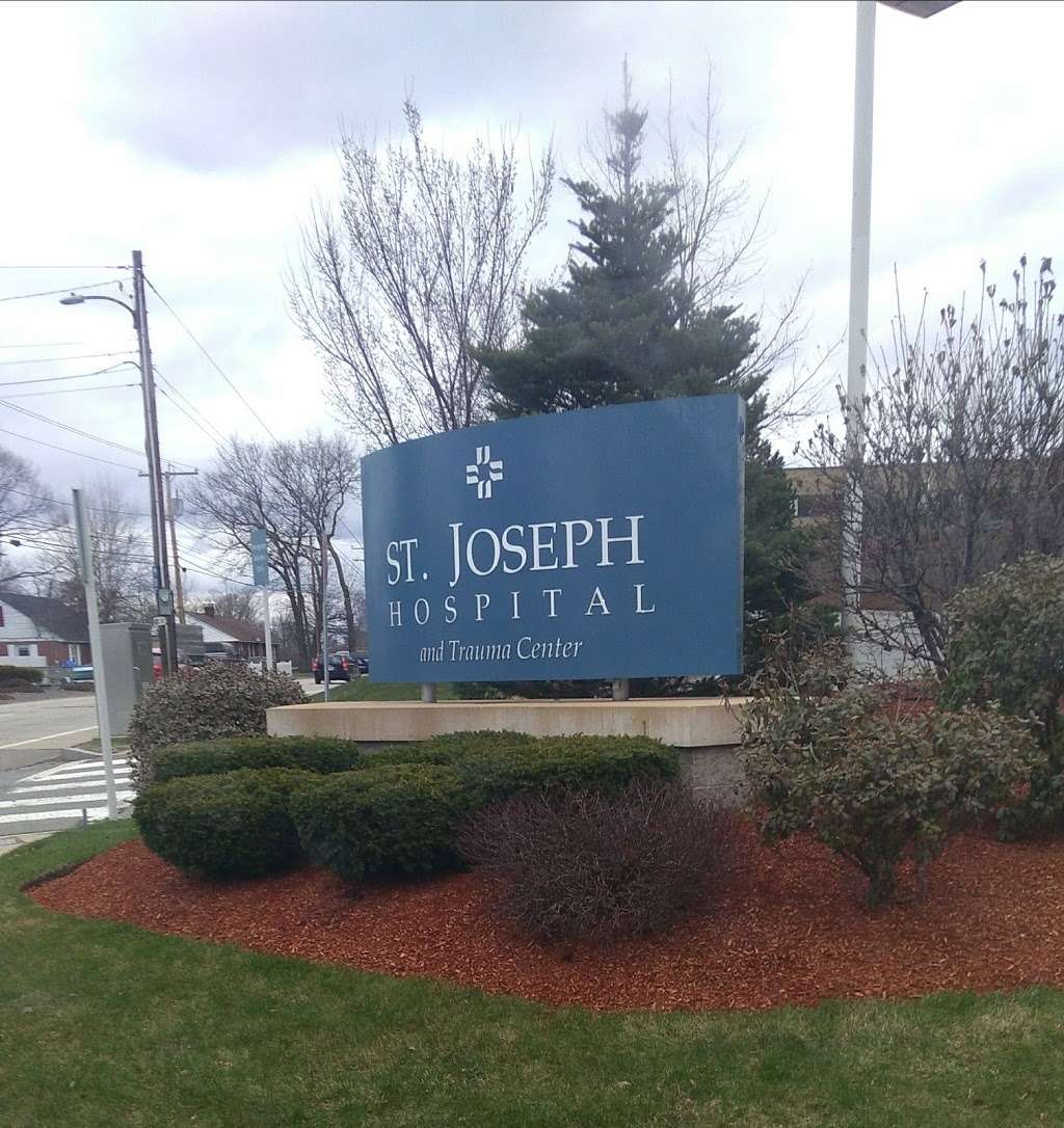 St. Joseph Hospital Family Medicine - Nashua | 460 Amherst St, Nashua, NH 03063, USA | Phone: (603) 883-7970
