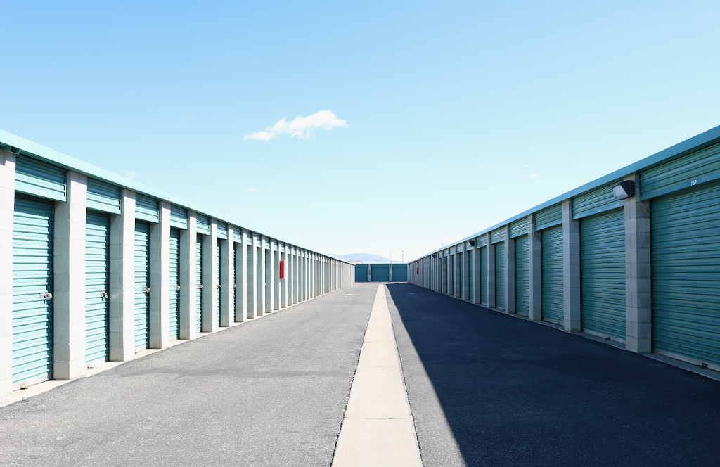 StorAmerica Self Storage | 12474 Industrial Blvd, Victorville, CA 92395, USA | Phone: (760) 951-0315