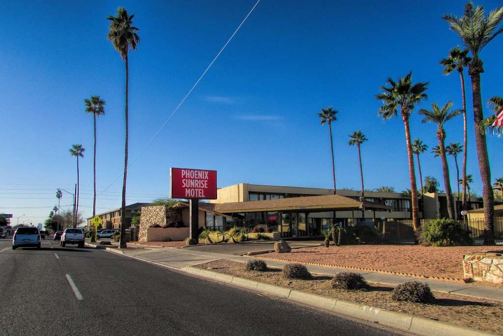 Phoenix Sunrise Motel | 3644 E Van Buren St, Phoenix, AZ 85008, USA | Phone: (602) 275-7661