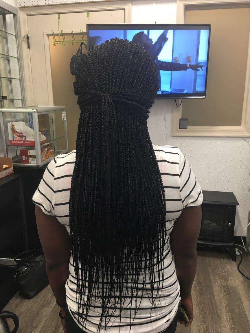 Vickys African Hairbraiding | 220 A Shorebird St #114, Frederick, MD 21701, USA | Phone: (240) 651-9445