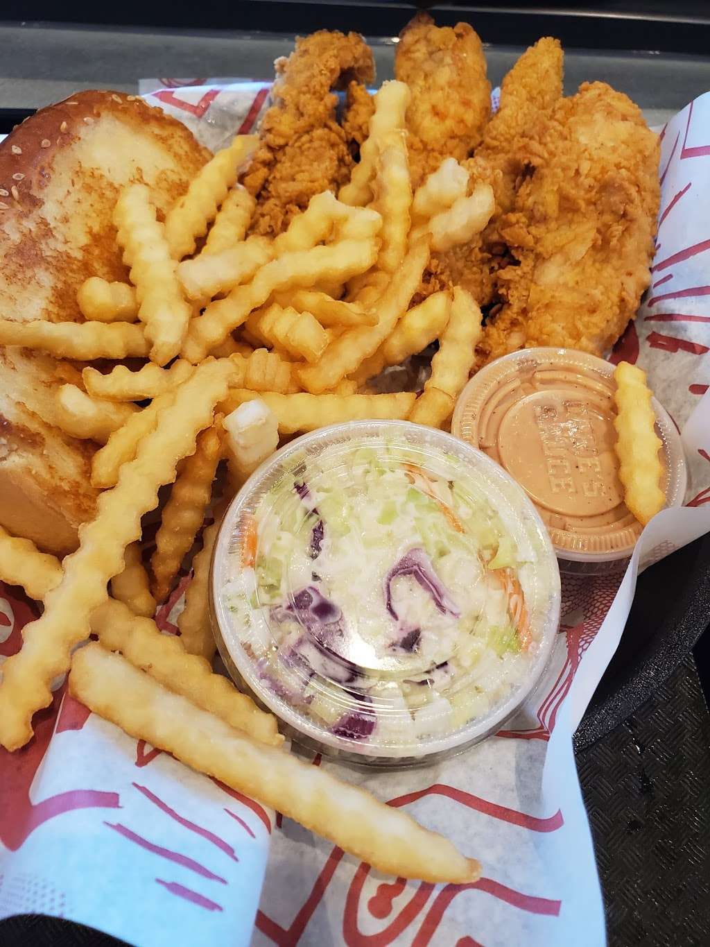 Raising Canes Chicken Fingers | 5005 Paramount Blvd, Pico Rivera, CA 90660, USA | Phone: (562) 463-1868