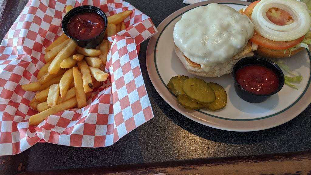 Carls Tavern | 3386 William Penn Hwy, Pittsburgh, PA 15235, USA | Phone: (412) 823-4050