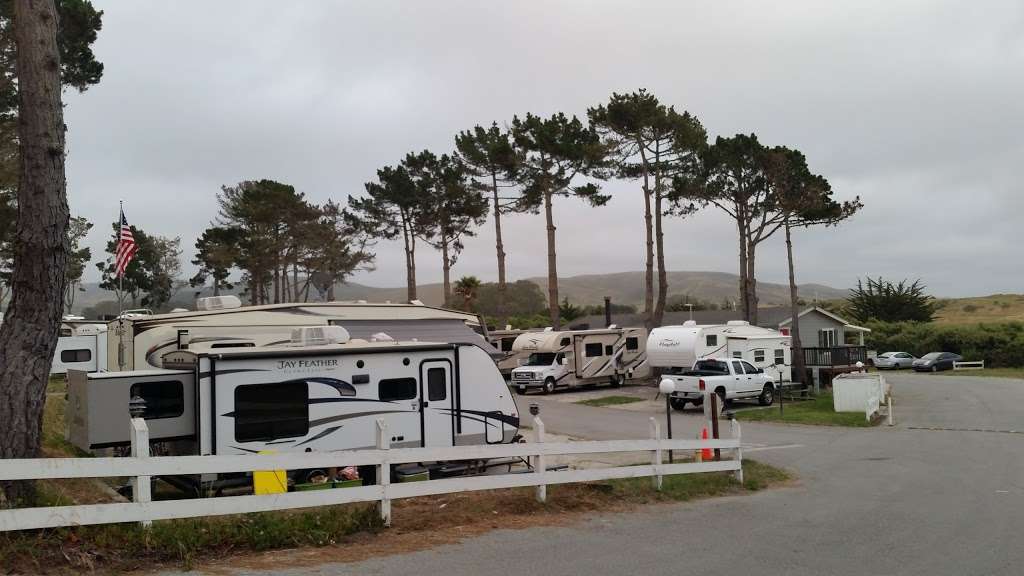 Pelican Point RV Park | 1001 Miramontes Point Rd, Half Moon Bay, CA 94019, USA | Phone: (650) 726-9100