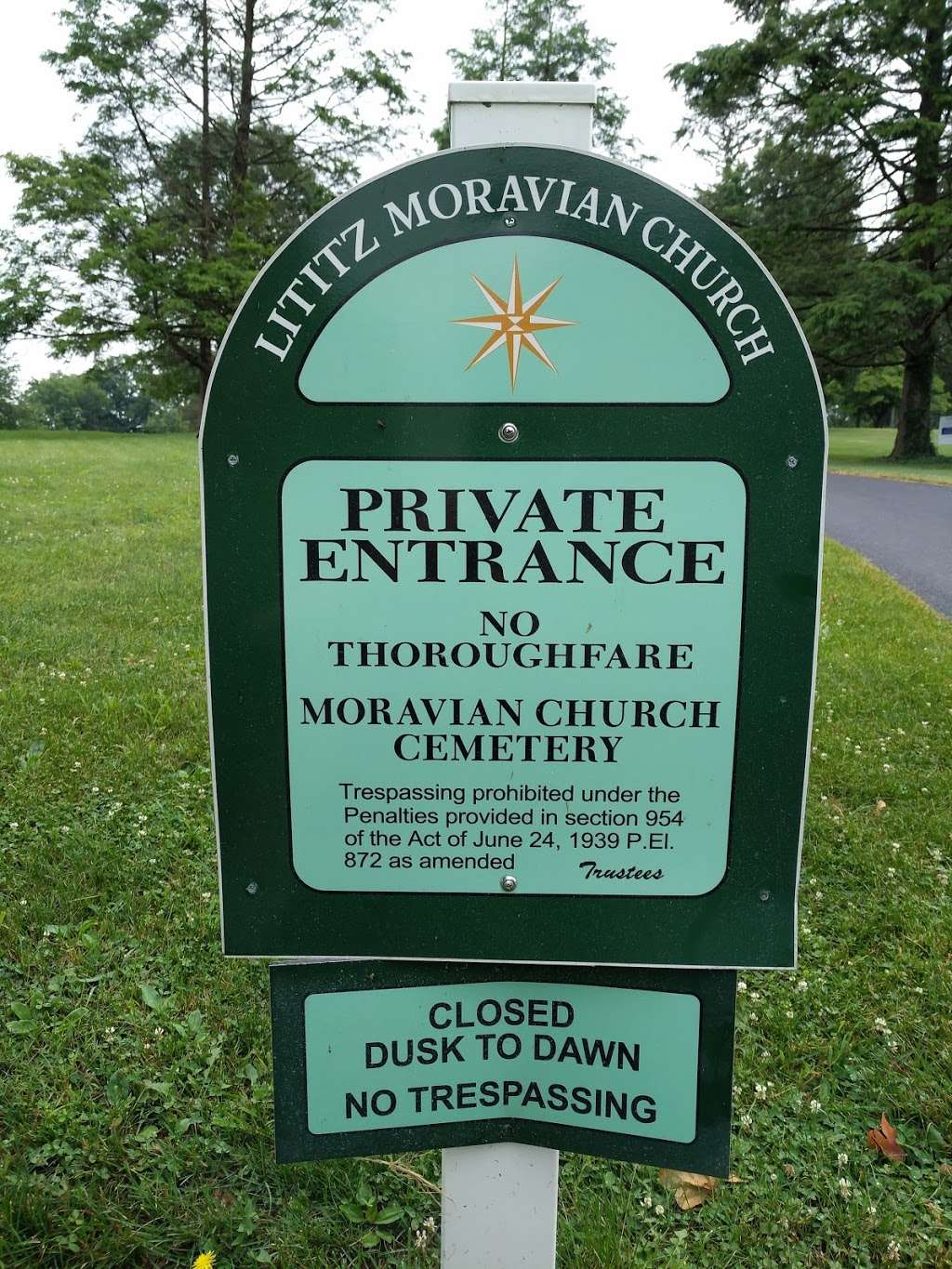 Moravian Cemetery | 212 E Main St, Lititz, PA 17543, USA