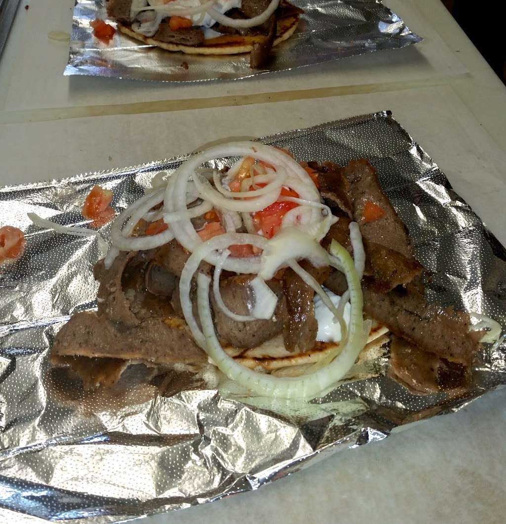 Gyro Shack | 1700 E Washington St, Joliet, IL 60433 | Phone: (815) 726-3466