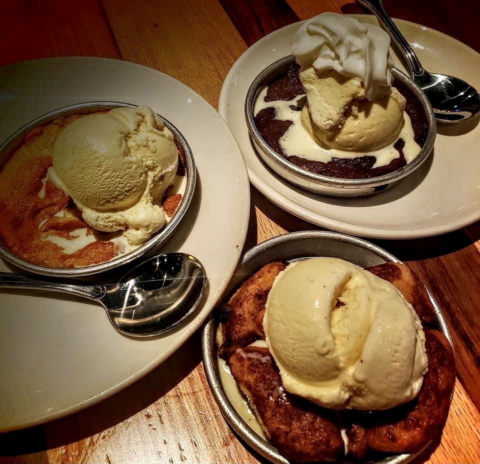 BJs Restaurant & Brewhouse | 4907 Gate Pkwy, Jacksonville, FL 32246, USA | Phone: (904) 998-0460