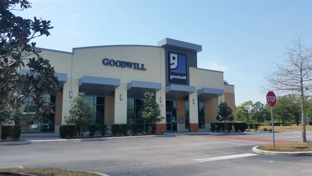 Goodwill - Waterford Lakes | 12170 Lake Underhill Rd, Orlando, FL 32825, USA | Phone: (407) 277-4999