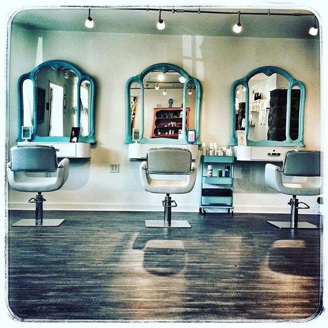 Alley Cats Hair Studio & Blow Dry Bar, LLC | 606 A 2nd St Pike, Southampton, PA 18966 | Phone: (215) 354-9000