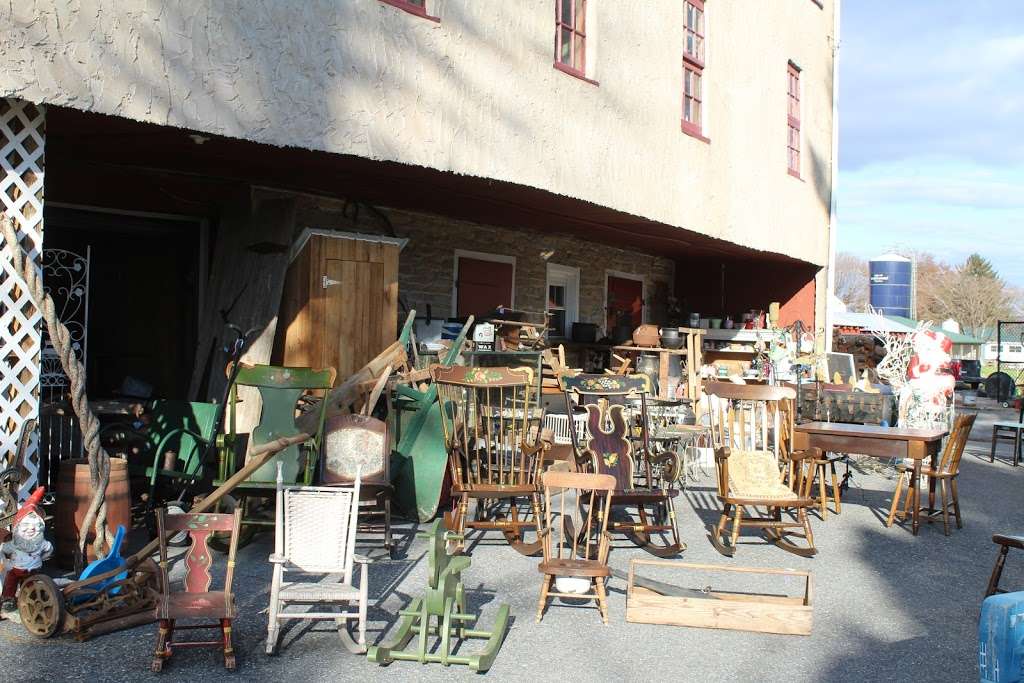 Old Stone Barn Antiques | 27 Garden Spot Rd, Ephrata, PA 17522, USA | Phone: (717) 738-9135