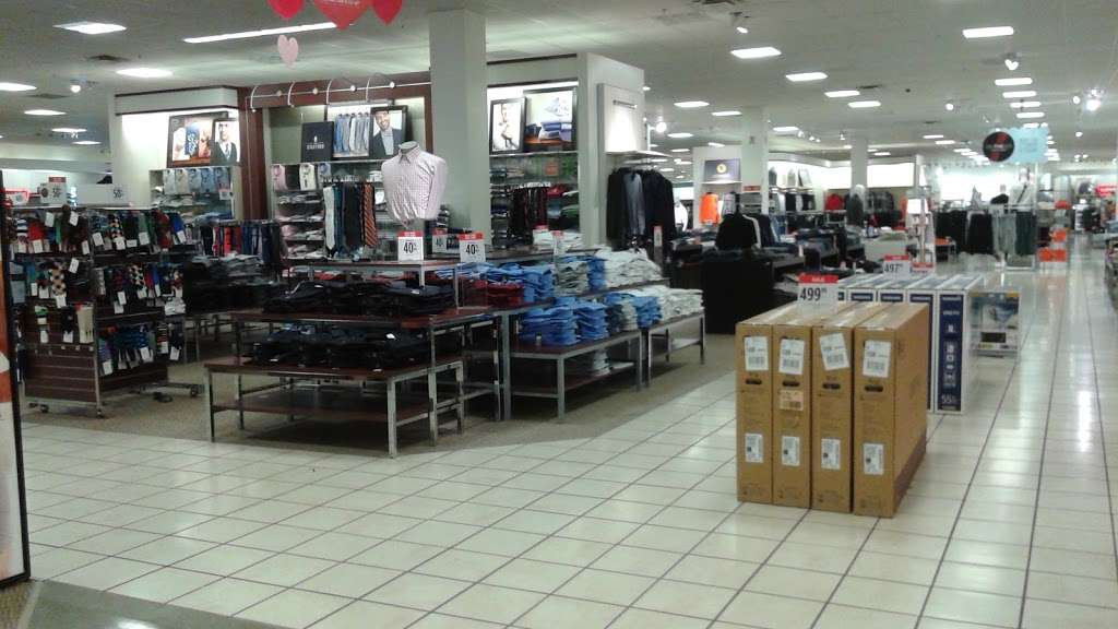 JCPenney | 1100 Ogden Ave, Montgomery, IL 60538 | Phone: (630) 851-5019