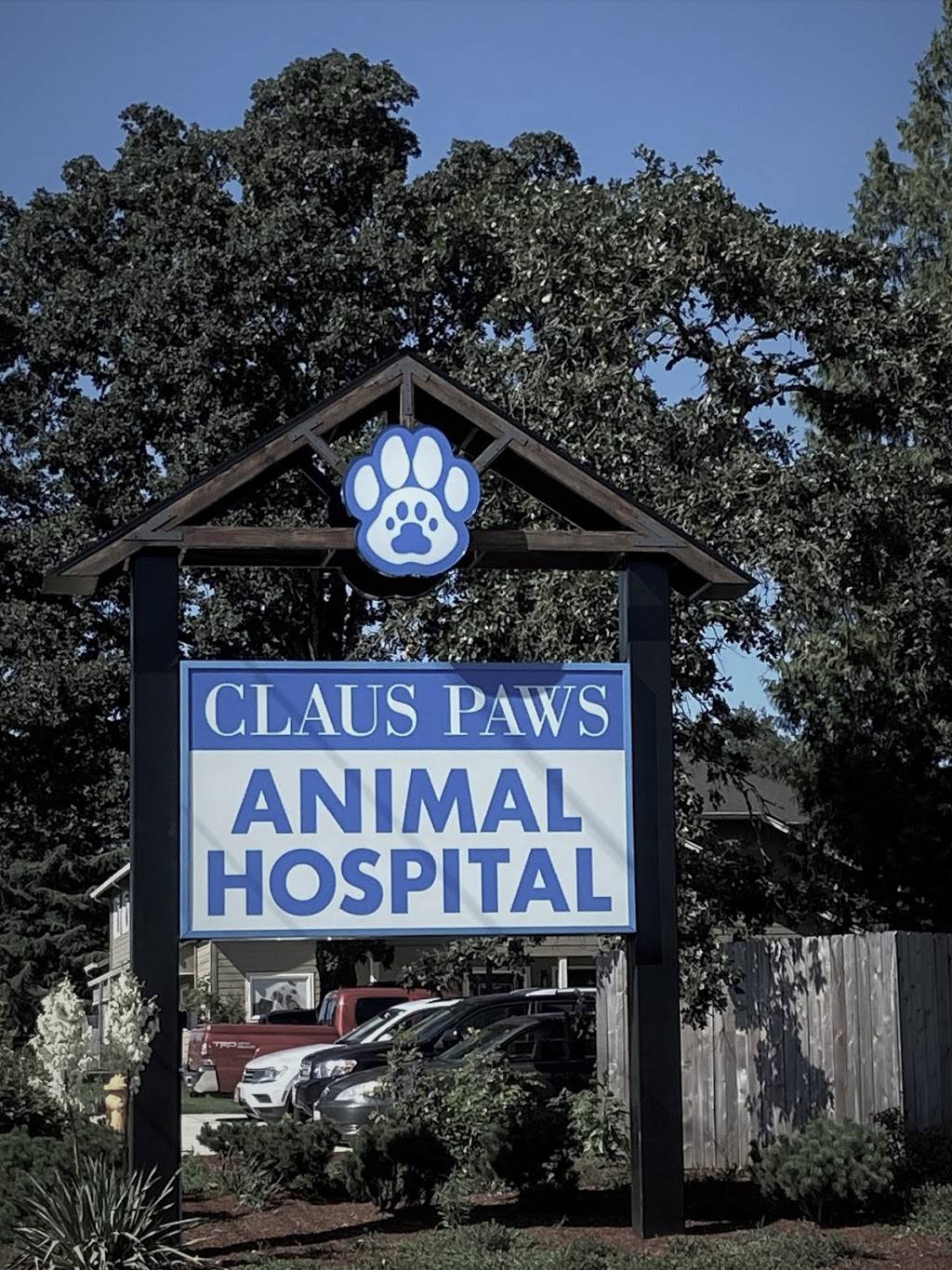 Claus Paws Animal Hospital | 5819 NE 162nd Ave, Vancouver, WA 98682, USA | Phone: (360) 896-7449