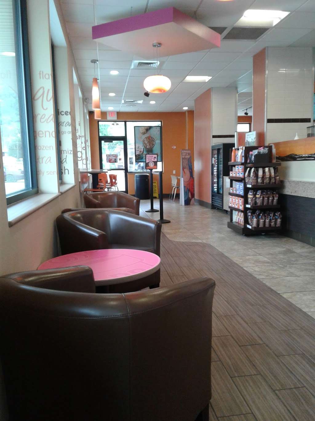 Dunkin Donuts | 555 Delaware Ave, Palmerton, PA 18071, USA | Phone: (610) 824-4000