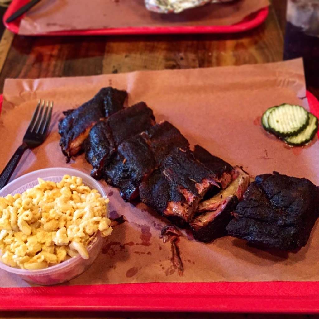 Woodrows Bar-B-Que | 1605 Sulgrave Ave, Baltimore, MD 21209, USA | Phone: (667) 212-4436