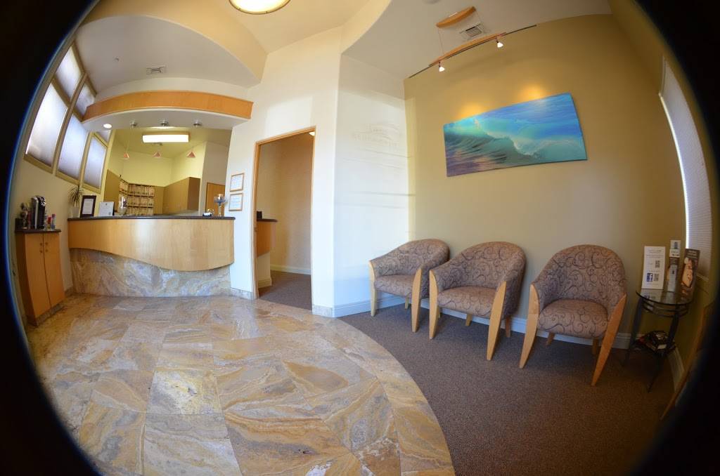 Beachwalk Dental Center | 437 Hwy 101 #121, Solana Beach, CA 92075 | Phone: (858) 794-0231