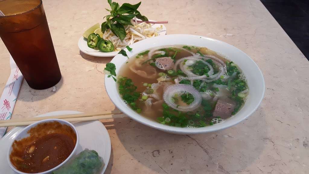 Pho US | 5553 Hwy 6 N, Houston, TX 77084, USA | Phone: (281) 855-1682