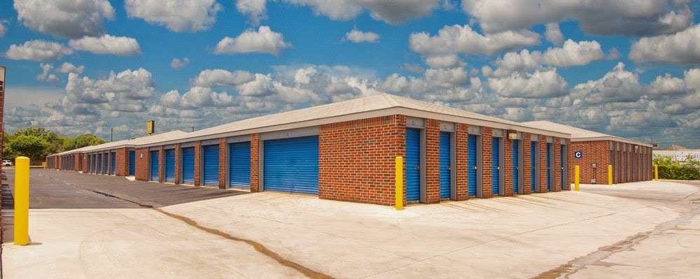 Security Self-Storage | 13414 West Ave, San Antonio, TX 78216, USA | Phone: (210) 764-3969